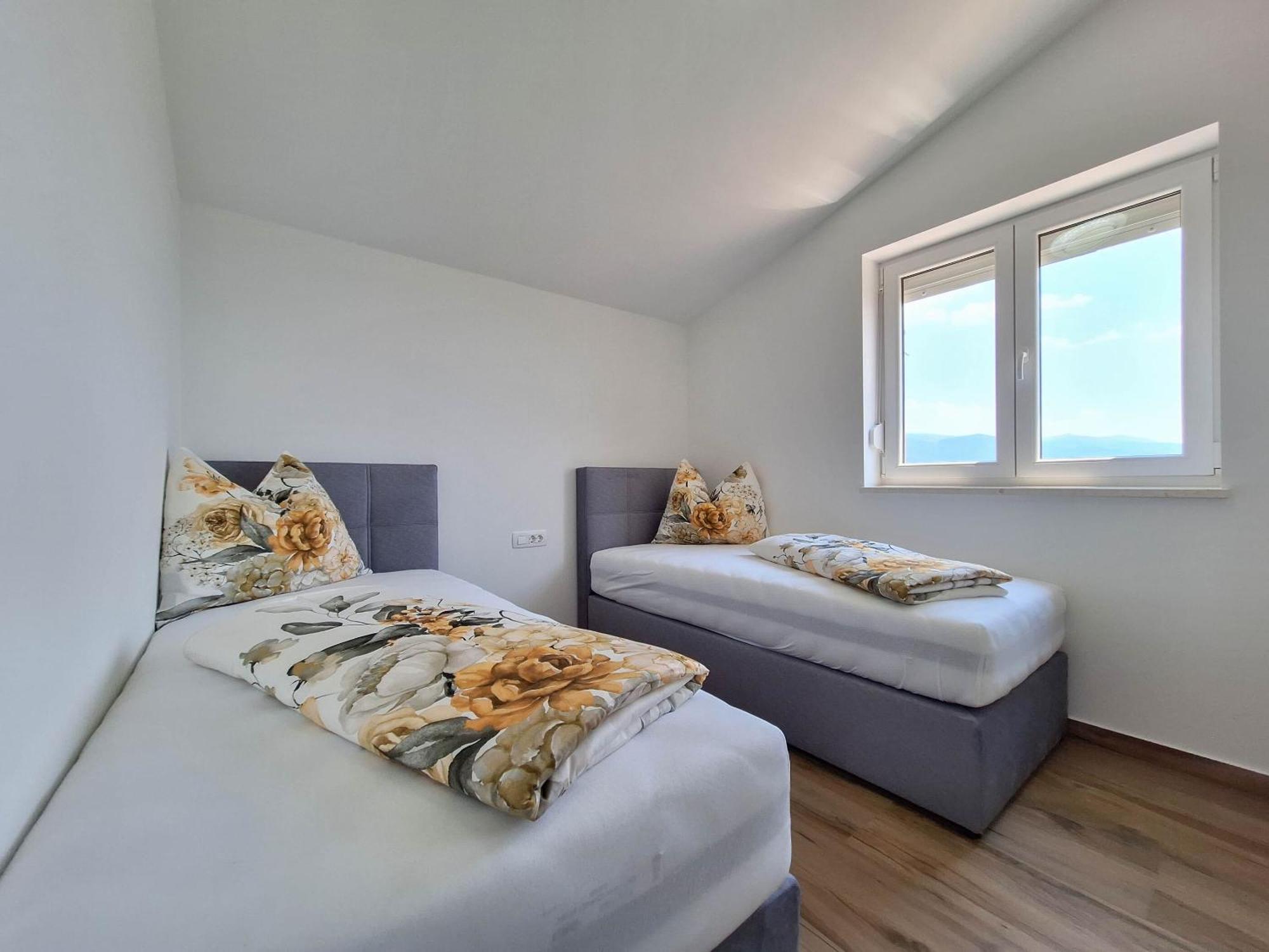 Apartments Kulas Novi Vinodolski Kültér fotó
